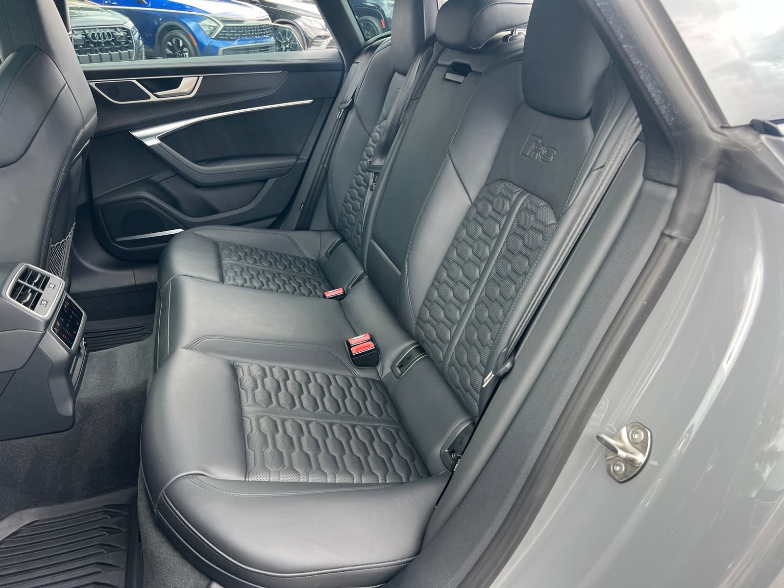 Used 2023 Audi RS 7 Sportback w/ Black Optic Package AWD/4WD image 29