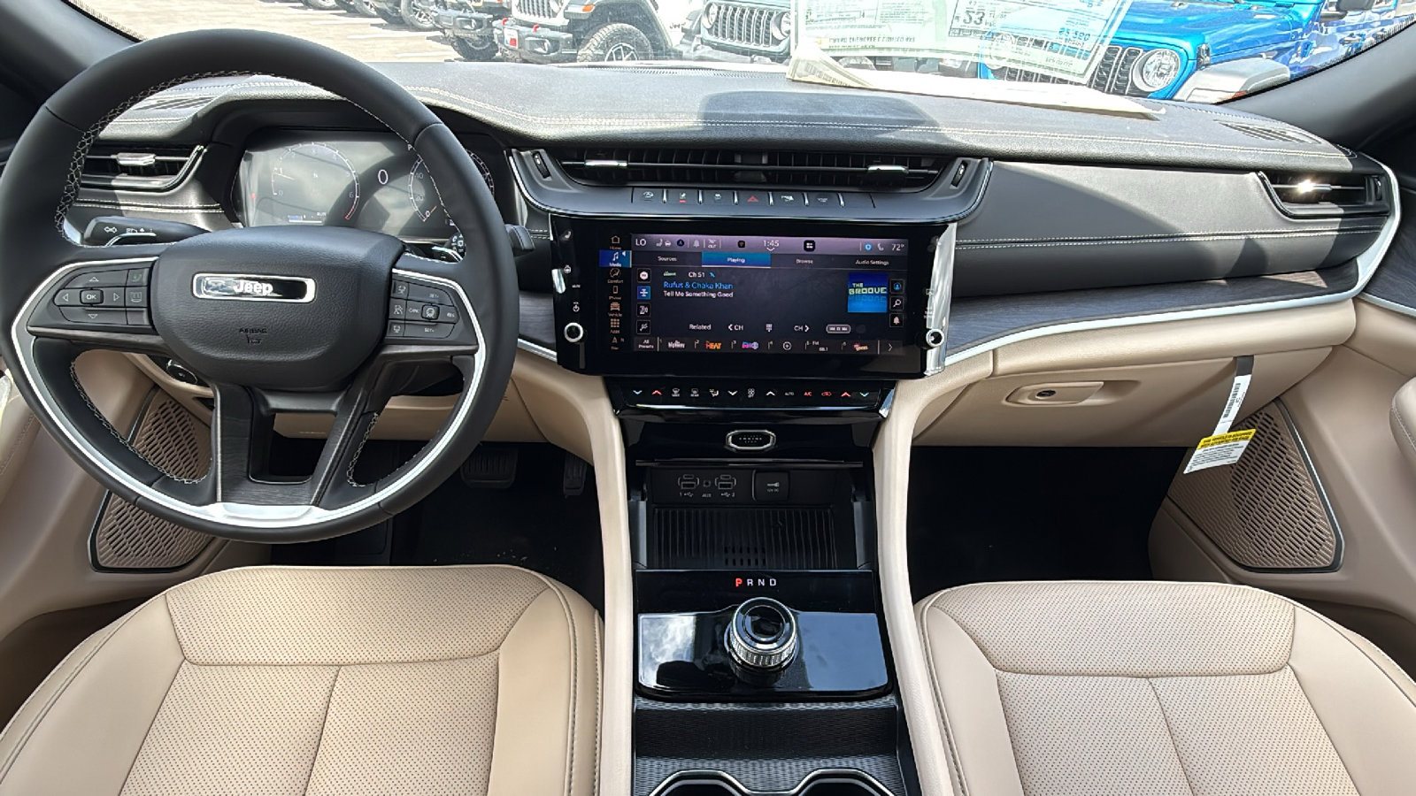 New 2026 Jeep Grand Cherokee L Limited w/ Luxury Tech Group II RWD image 19
