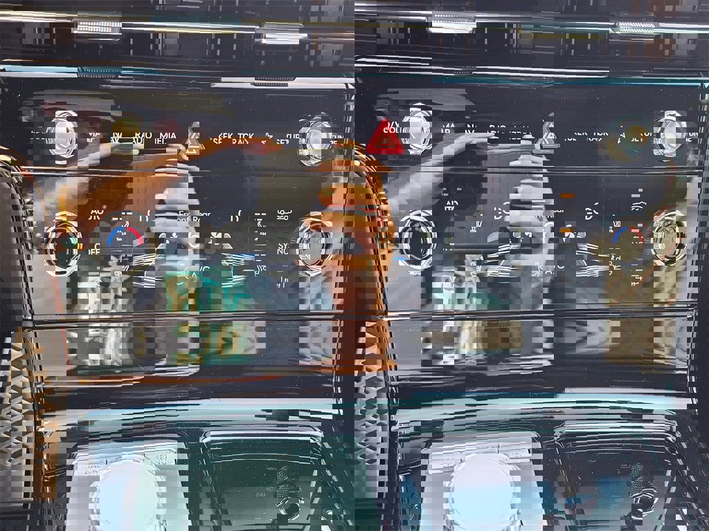 New 2025 Genesis G80 2.5T Sport Prestige image 16