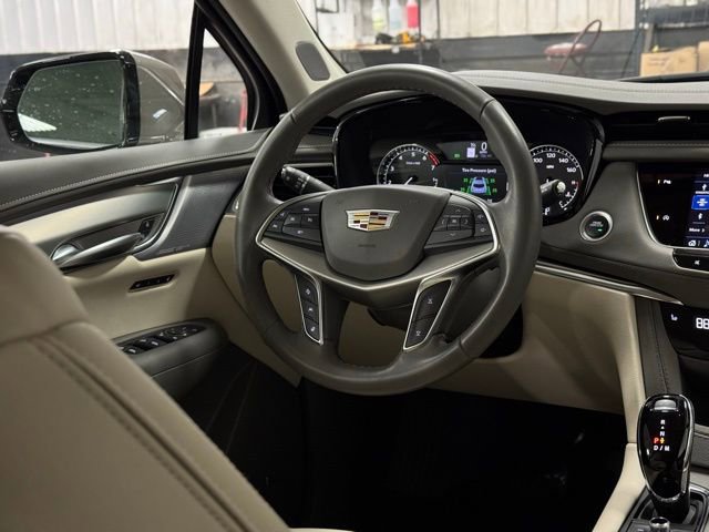 Used 2023 Cadillac XT5 Premium Luxury image 24
