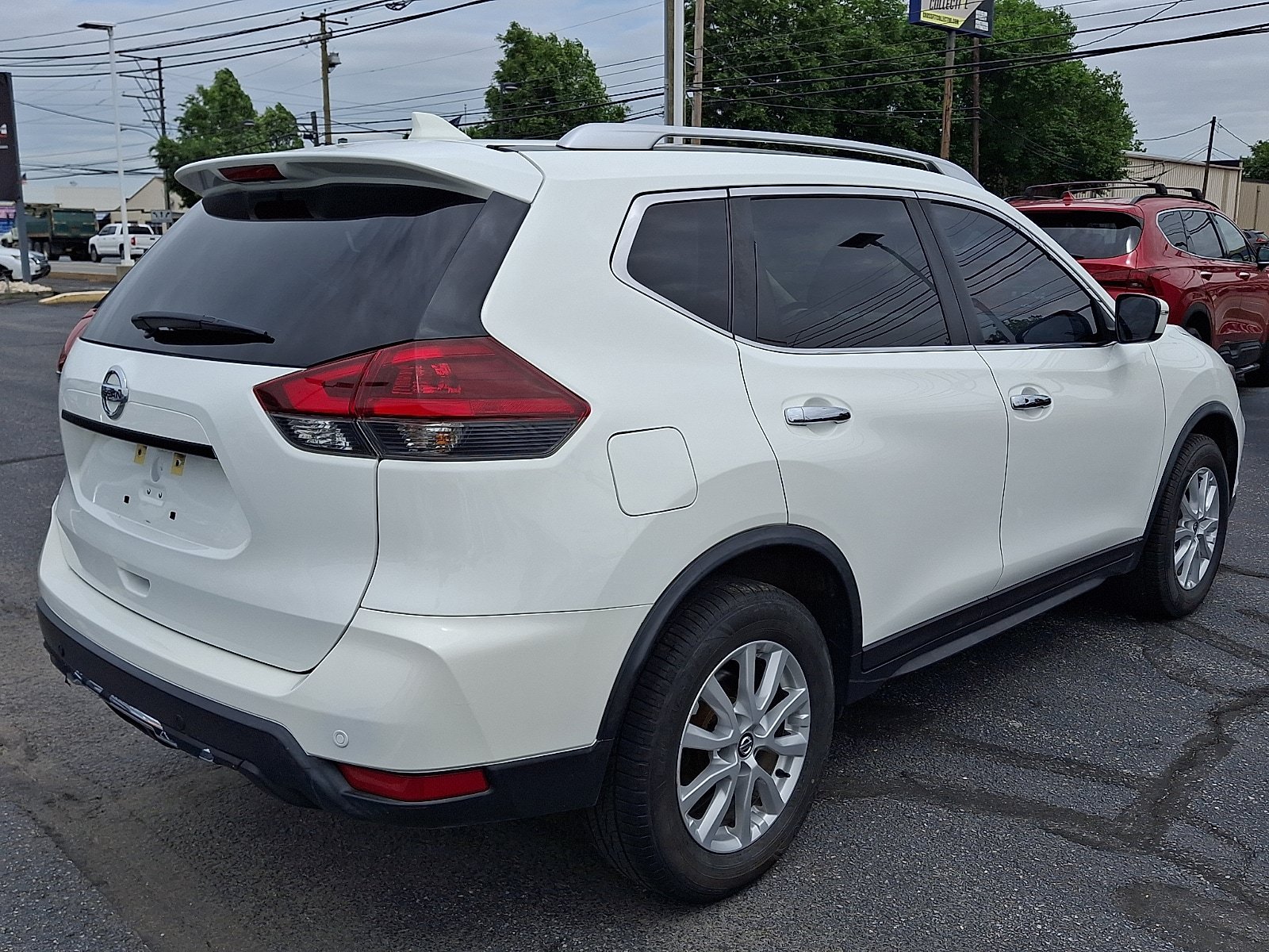 Used 2019 Nissan Rogue SV AWD/4WD video 4