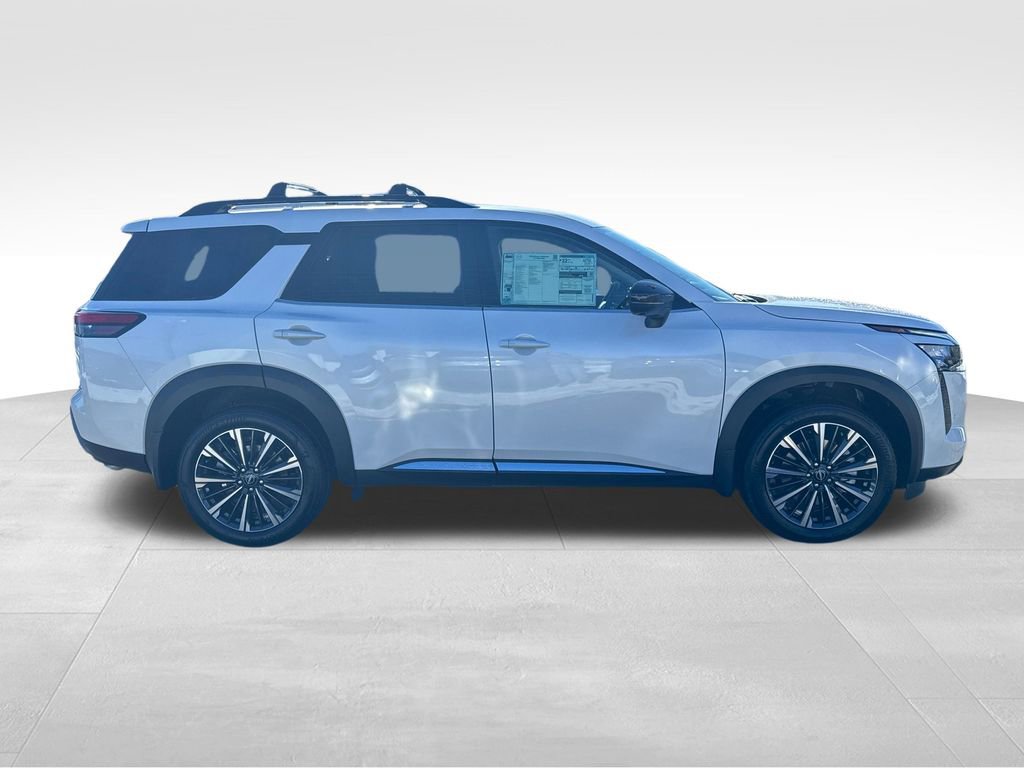 New 2026 Nissan Pathfinder Platinum image 7