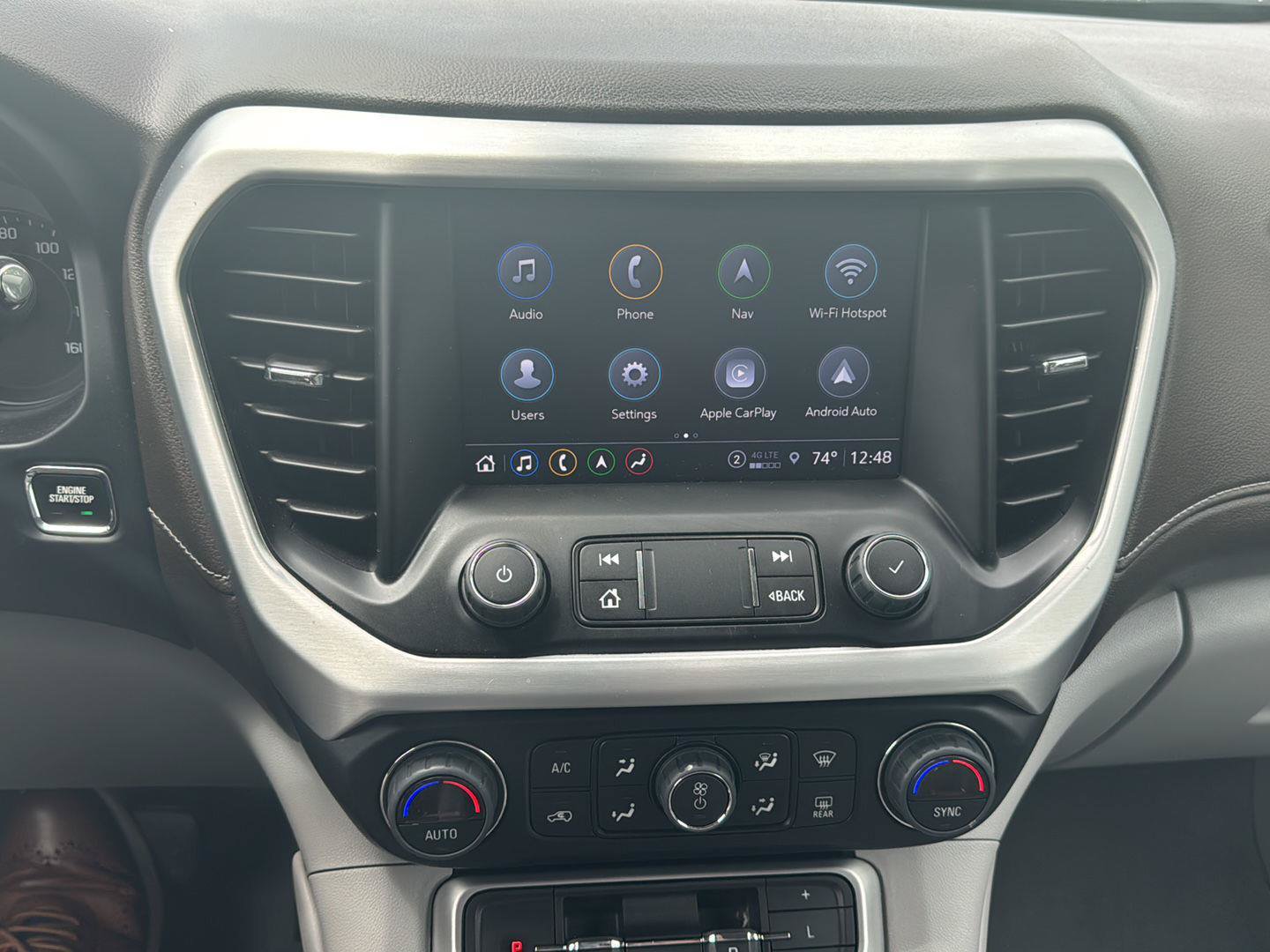 Used 2023 GMC Acadia SLT w/ Preferred Package AWD/4WD image 13