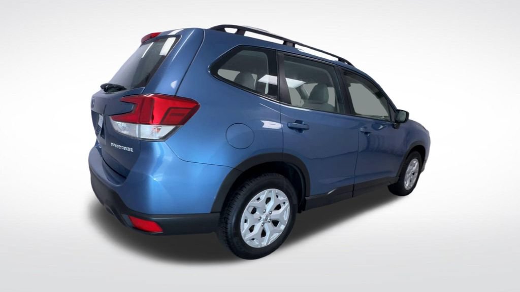 Used 2023 Subaru Forester AWD/4WD image 8