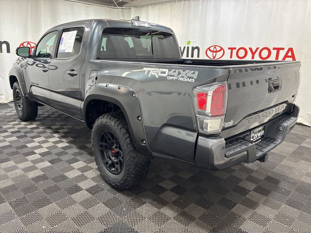 Used 2020 Toyota Tacoma TRD Off-Road w/ Advanced Technology Package AWD/4WD image 5