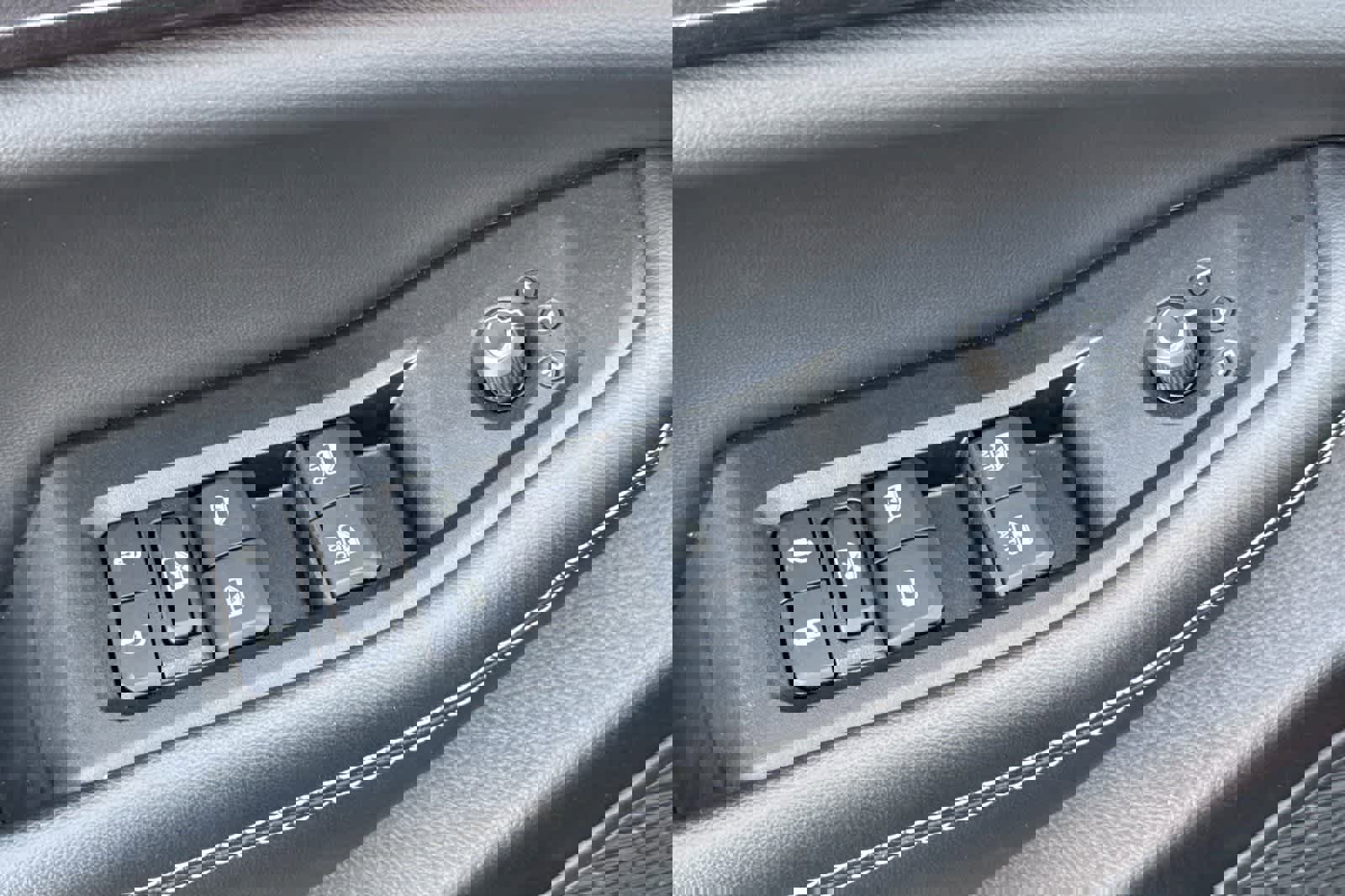 Used 2023 Jeep Grand Cherokee Altitude image 13