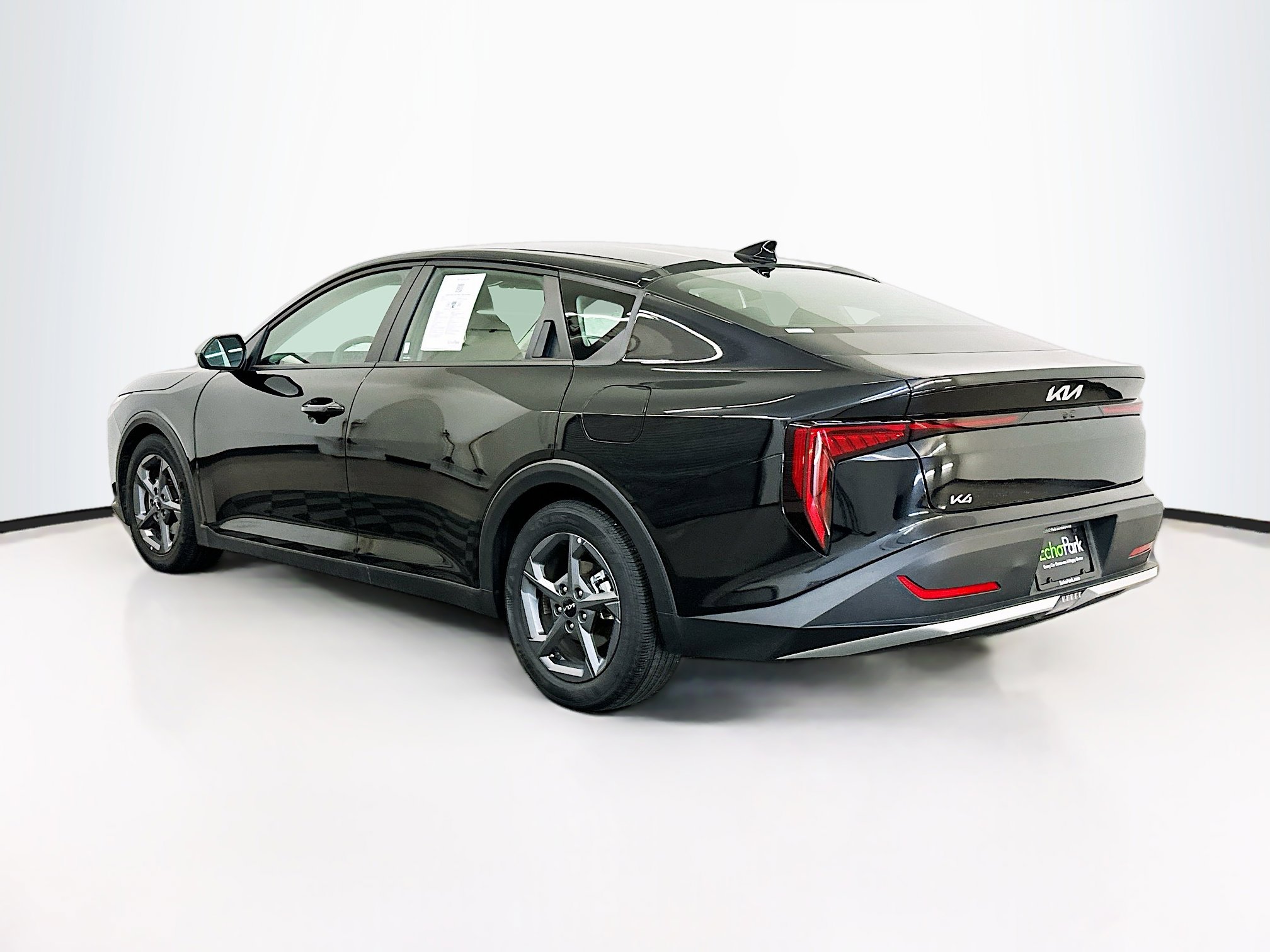 Used 2025 Kia K4 LXS image 5