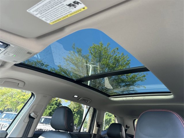 New 2025 Volkswagen Atlas Peak Edition SE image 20