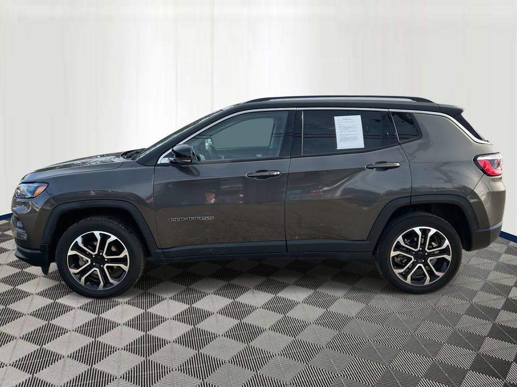 Used 2022 Jeep Compass Limited image 2