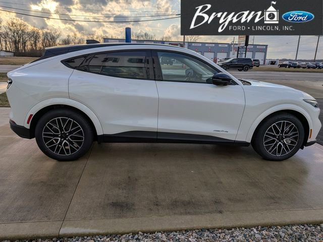 New 2026 Ford Mustang Mach-E Premium image 6