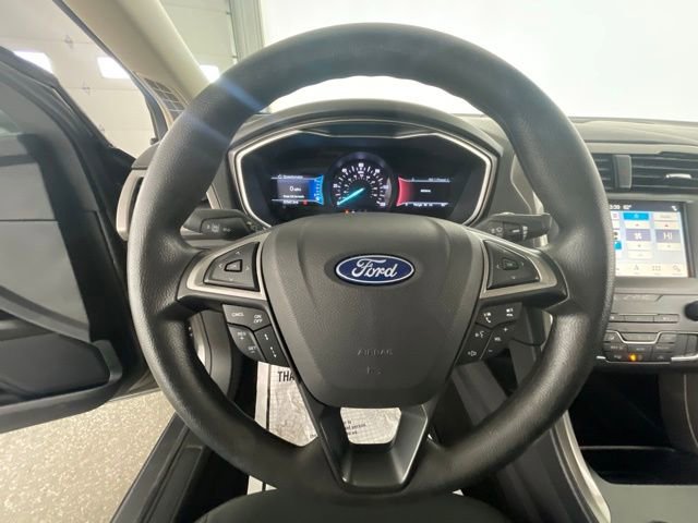 Used 2019 Ford Fusion SE image 36