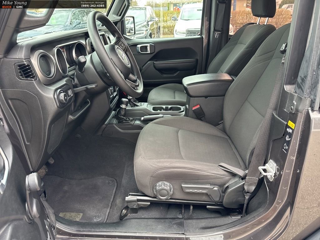 Used 2023 Jeep Wrangler Sport image 11