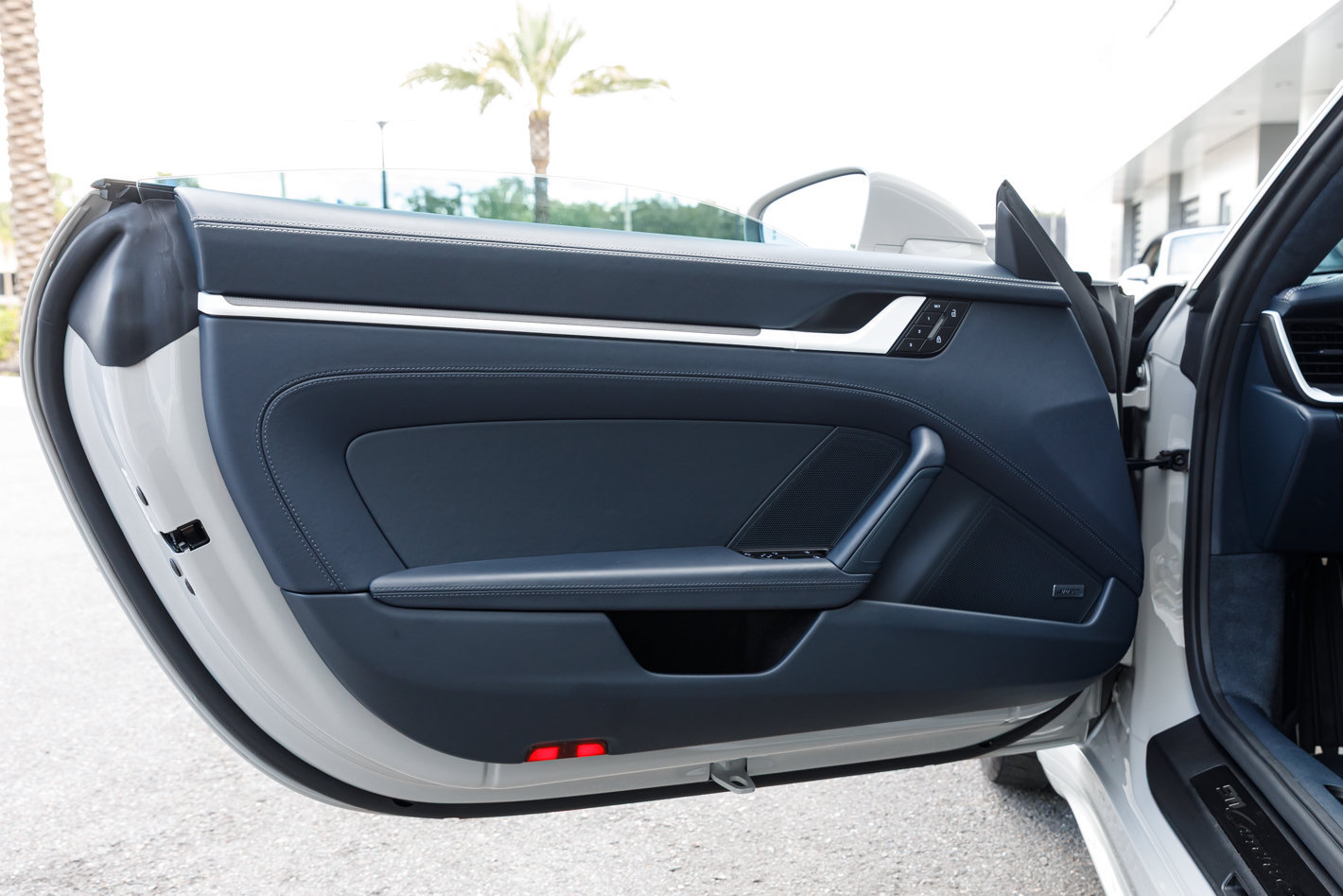Used 2025 Porsche 911 GTS image 46