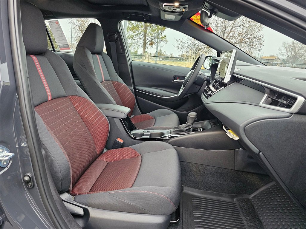 Used 2025 Toyota Corolla SE image 16