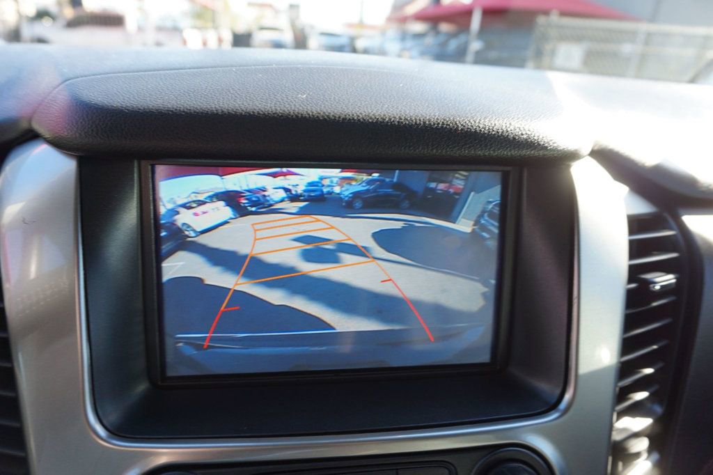 Used 2016 Chevrolet Suburban LTZ AWD/4WD image 34