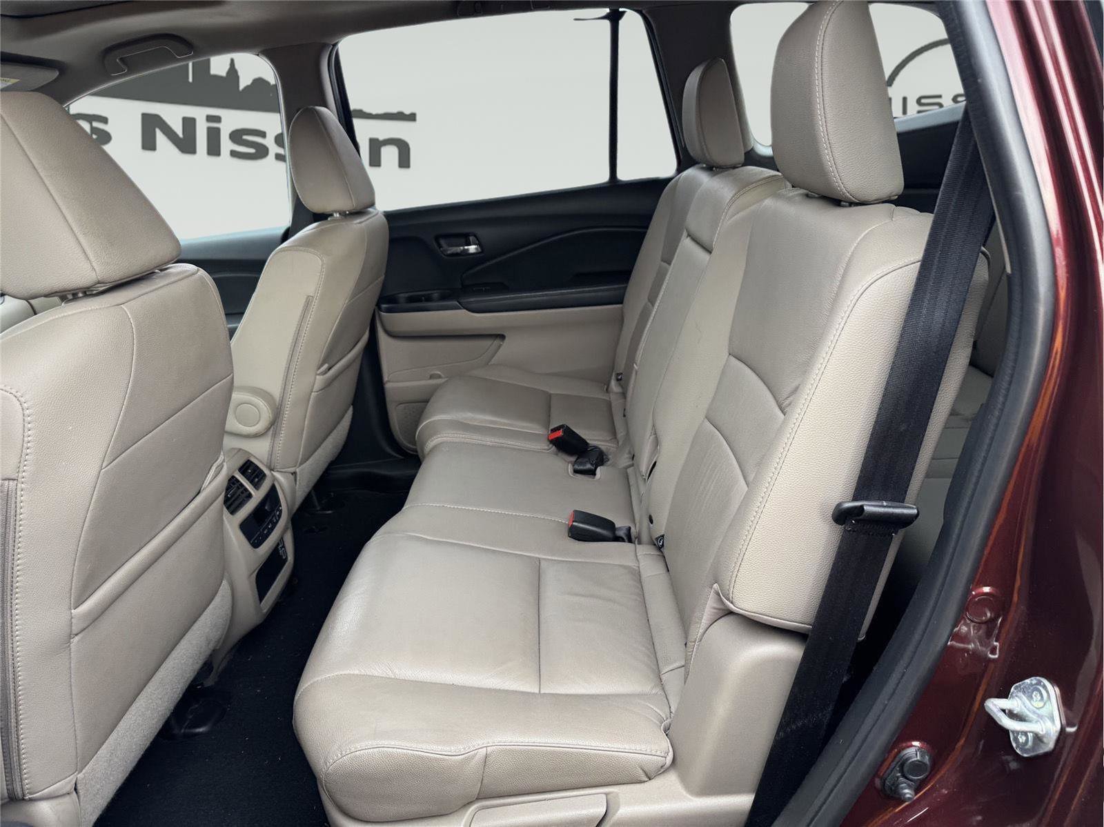 Used 2022 Honda Pilot Special Edition image 23