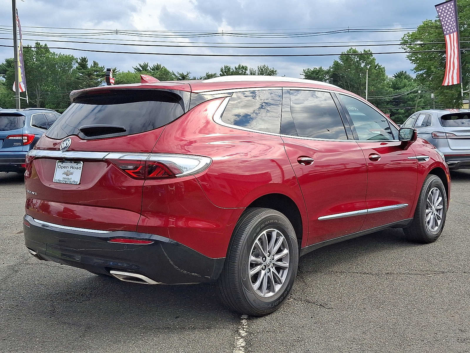 Certified 2023 Buick Enclave Essence FWD image 6