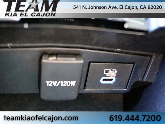 Used 2022 Toyota Corolla LE w/ Carpet Mat Package (TMS) FWD image 26