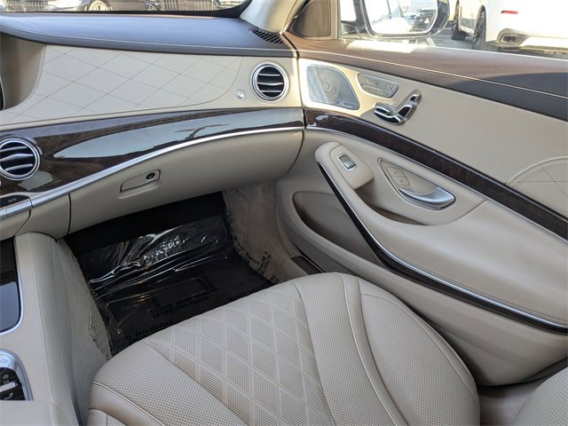 Used 2019 Mercedes-Benz S 560 Sedan image 16