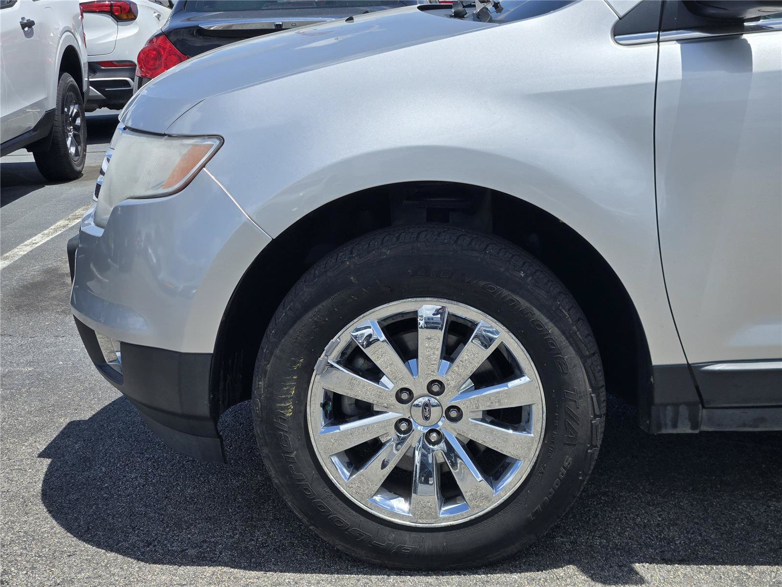 Used 2010 Ford Edge Limited AWD/4WD image 9