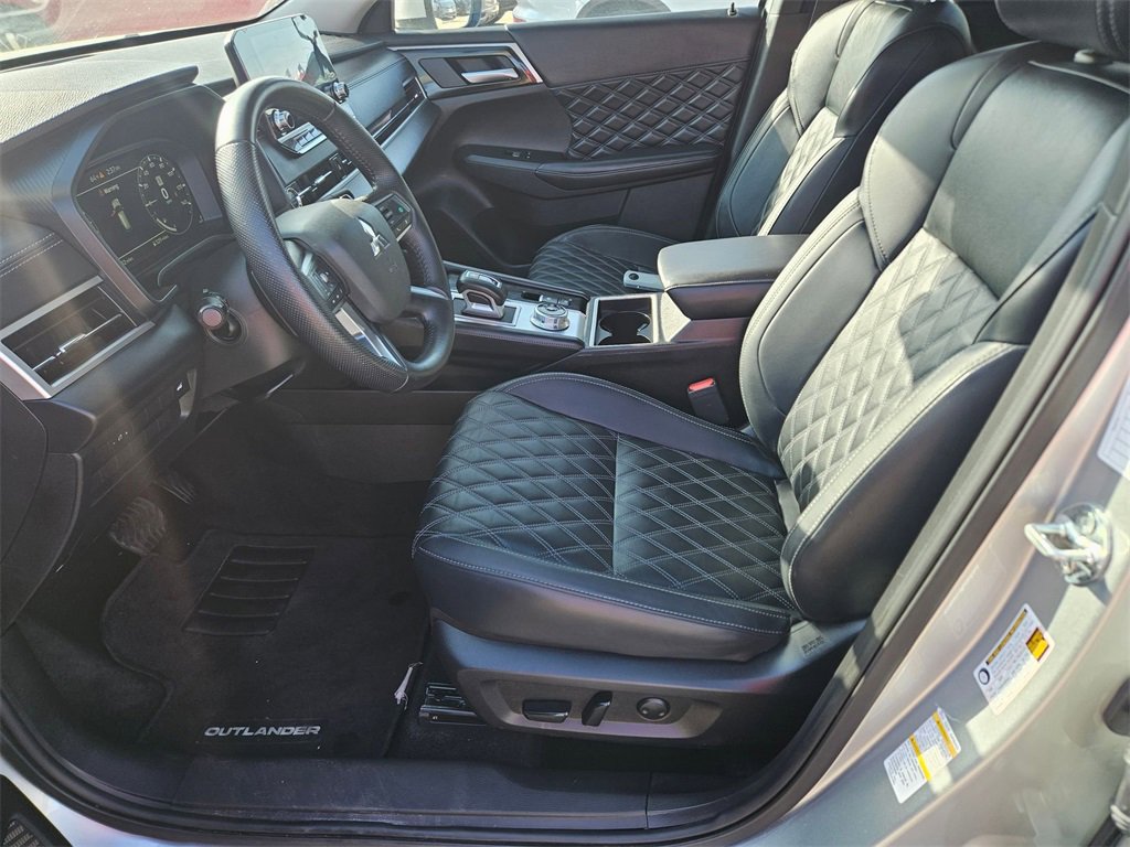 Used 2024 Mitsubishi Outlander SEL image 11