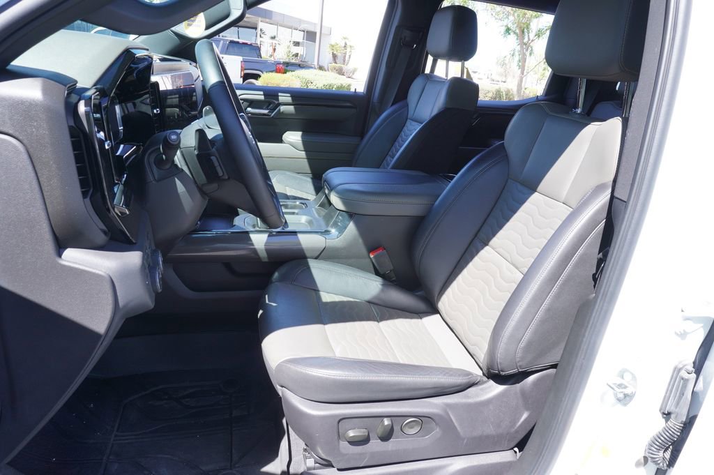 Certified 2024 Chevrolet Silverado 1500 ZR2 image 9