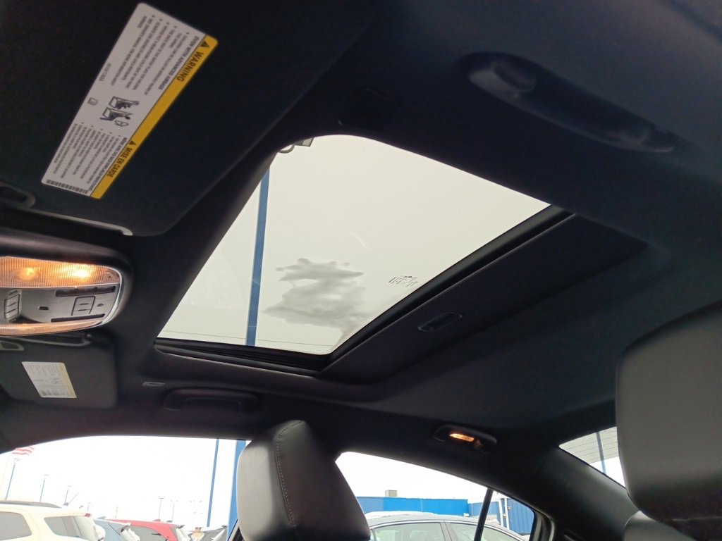 Used 2023 Dodge Charger SXT w/ Plus Group image 8