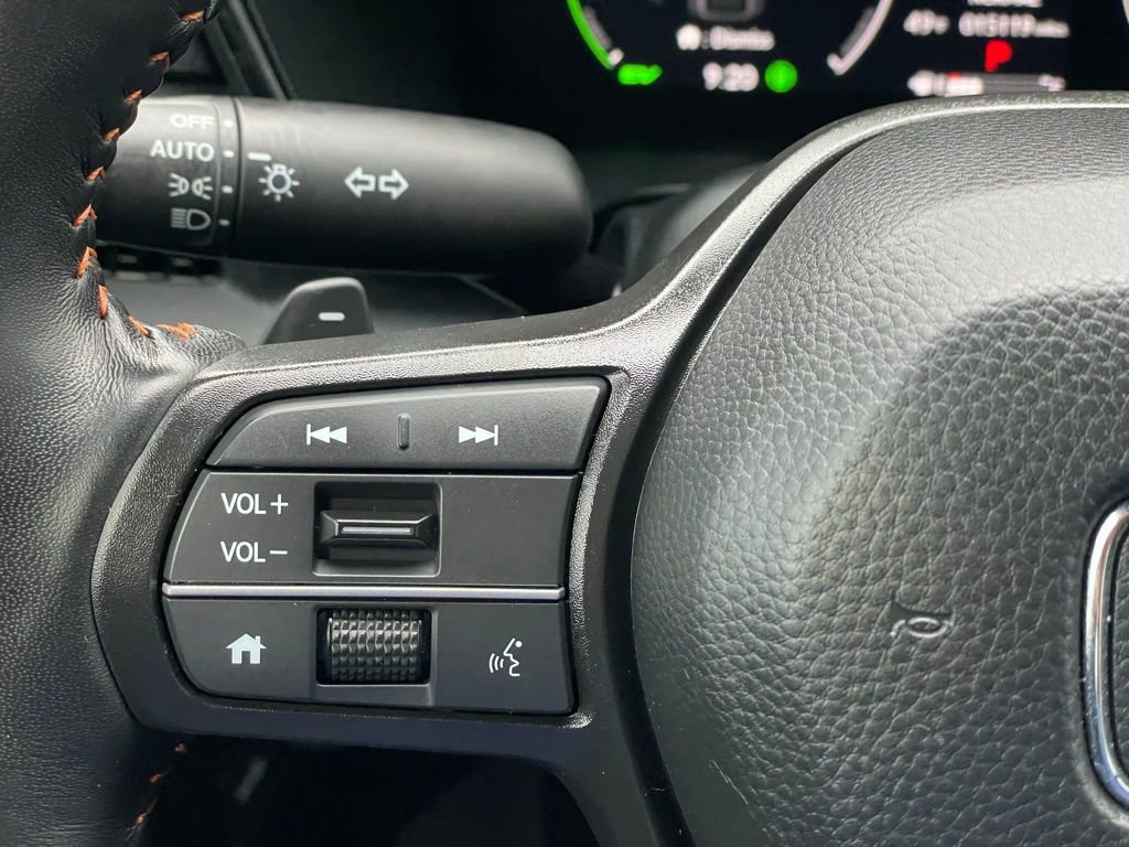 Certified 2025 Honda CR-V Sport-L image 15