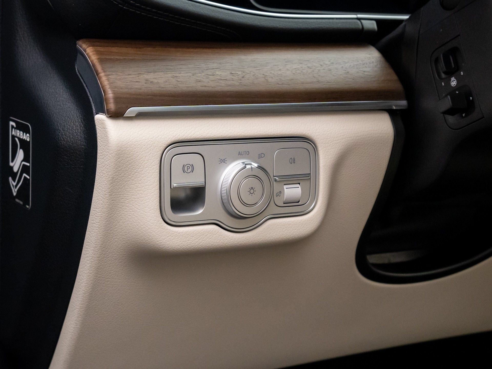 New 2026 Mercedes-Benz GLS 450 4MATIC image 22