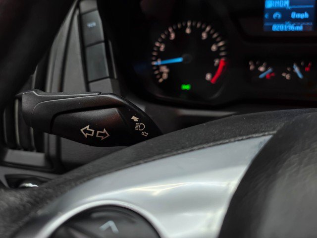 Used 2019 Ford Transit 250 130 Medium Roof RWD image 19