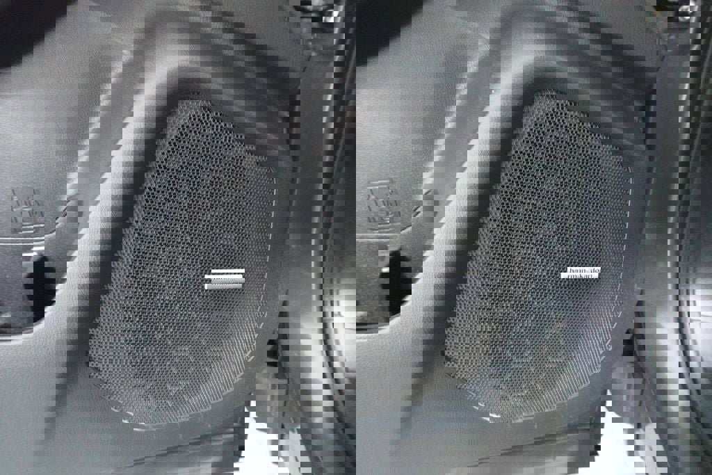 Used 2023 Subaru Ascent Touring image 21