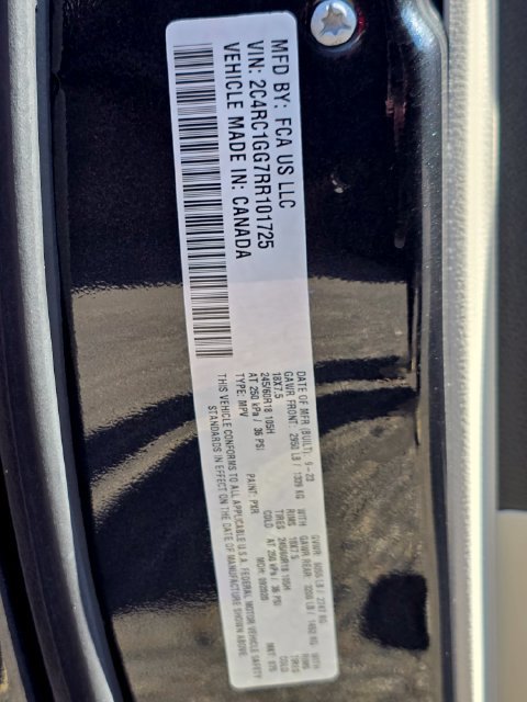 Used 2024 Chrysler Pacifica Limited FWD image 25
