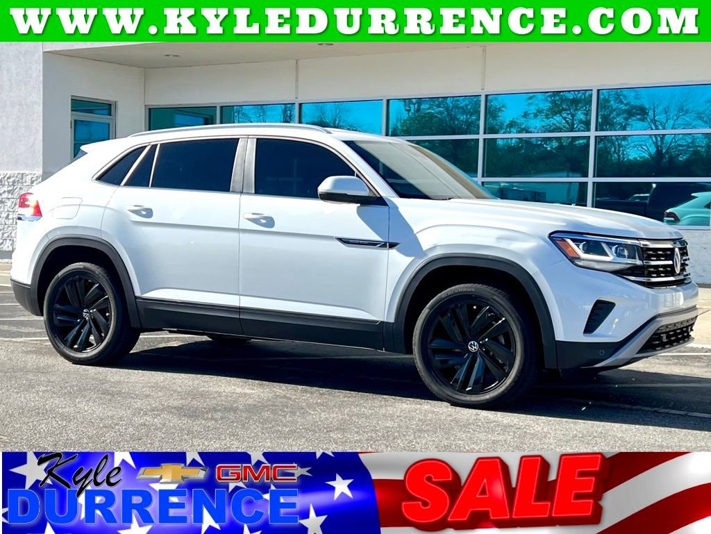 Used 2022 Volkswagen Atlas Cross Sport SE image 1