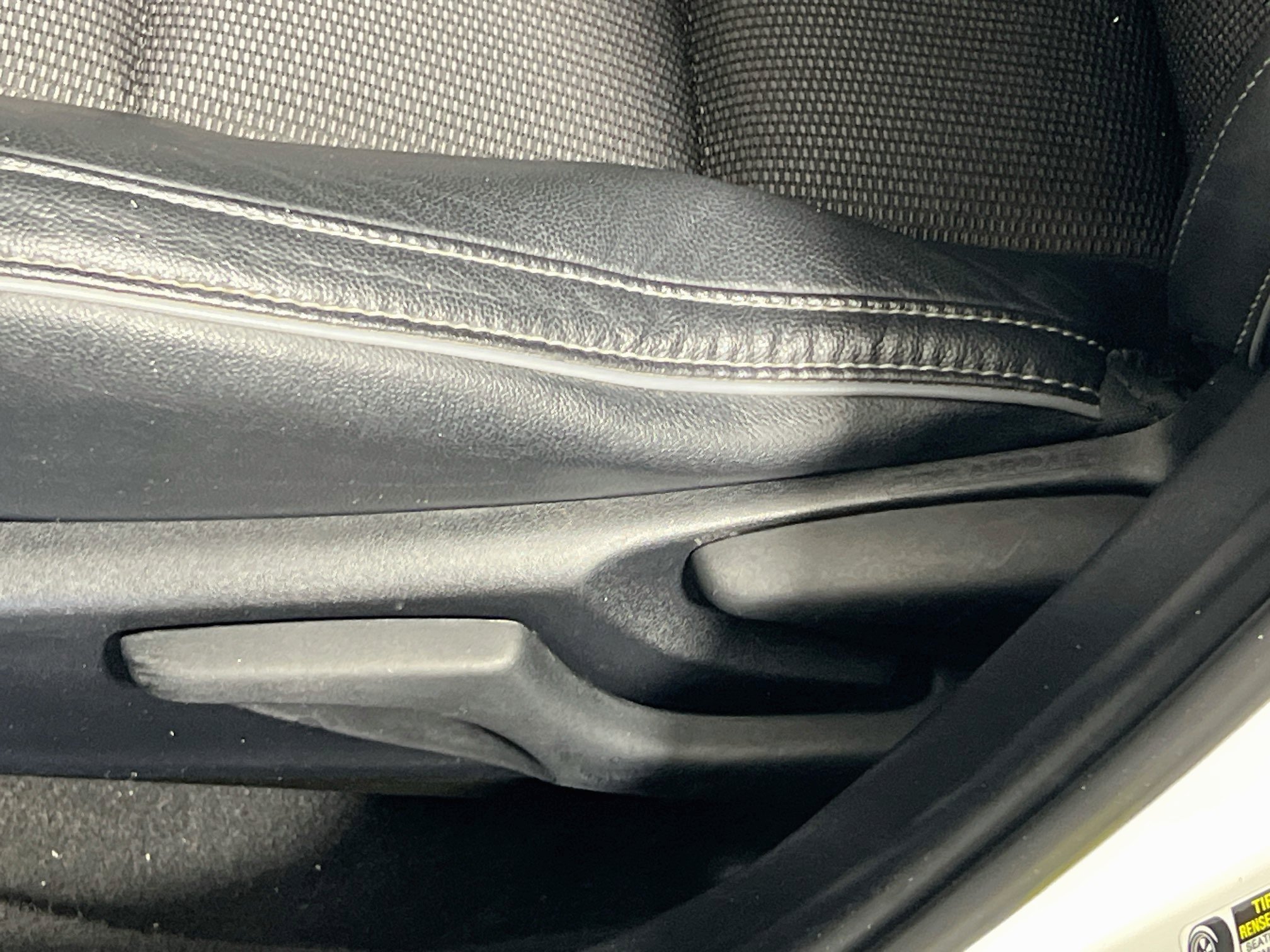Used 2015 Toyota Corolla S FWD image 15