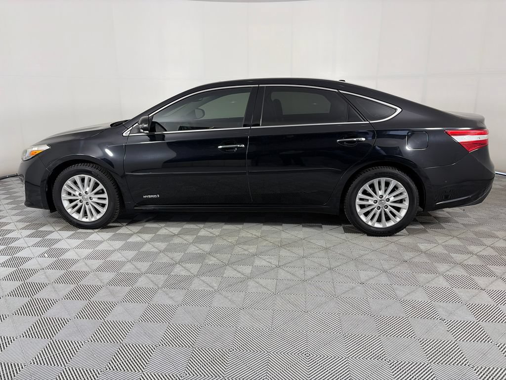 Used 2014 Toyota Avalon XLE Touring FWD image 4