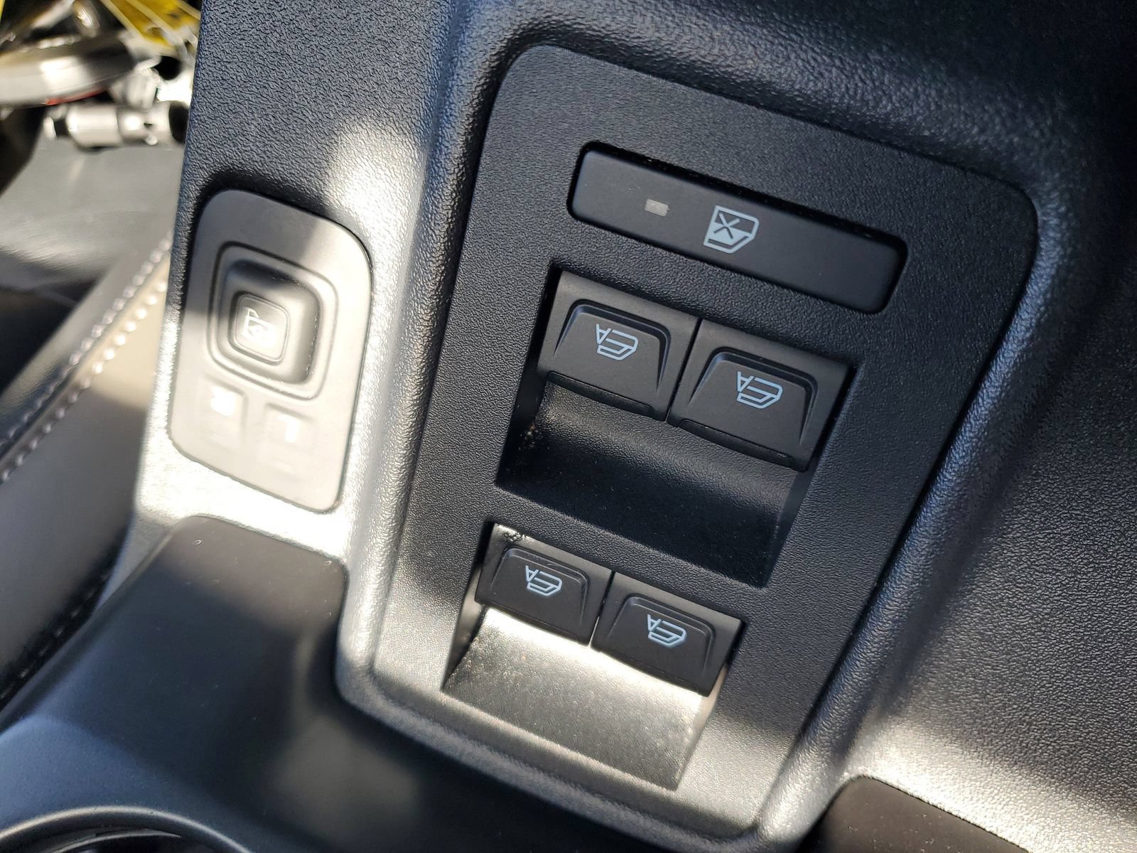 Certified 2025 Ford Bronco Outer Banks AWD/4WD image 29