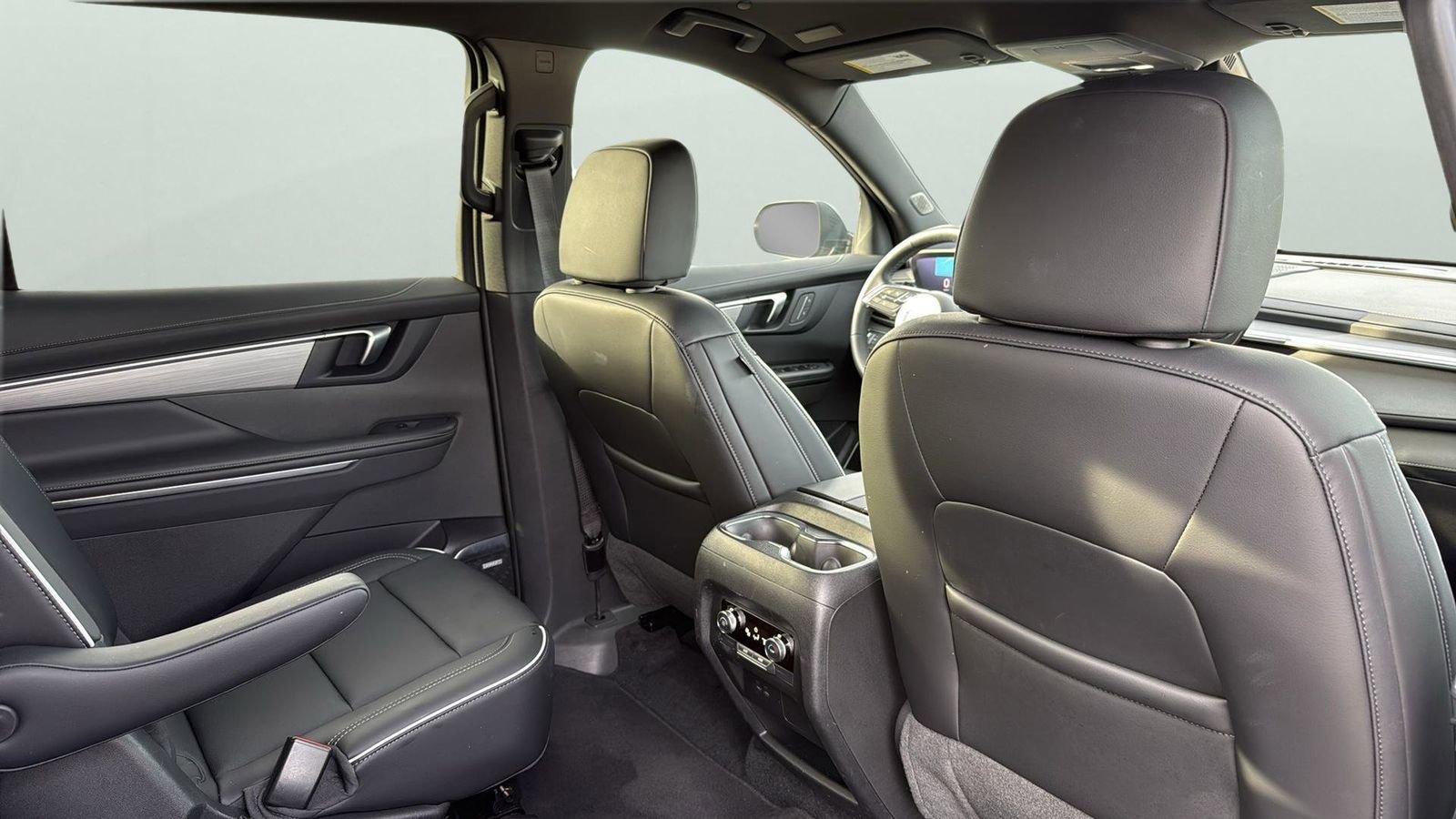 Used 2025 Buick Enclave Preferred image 29