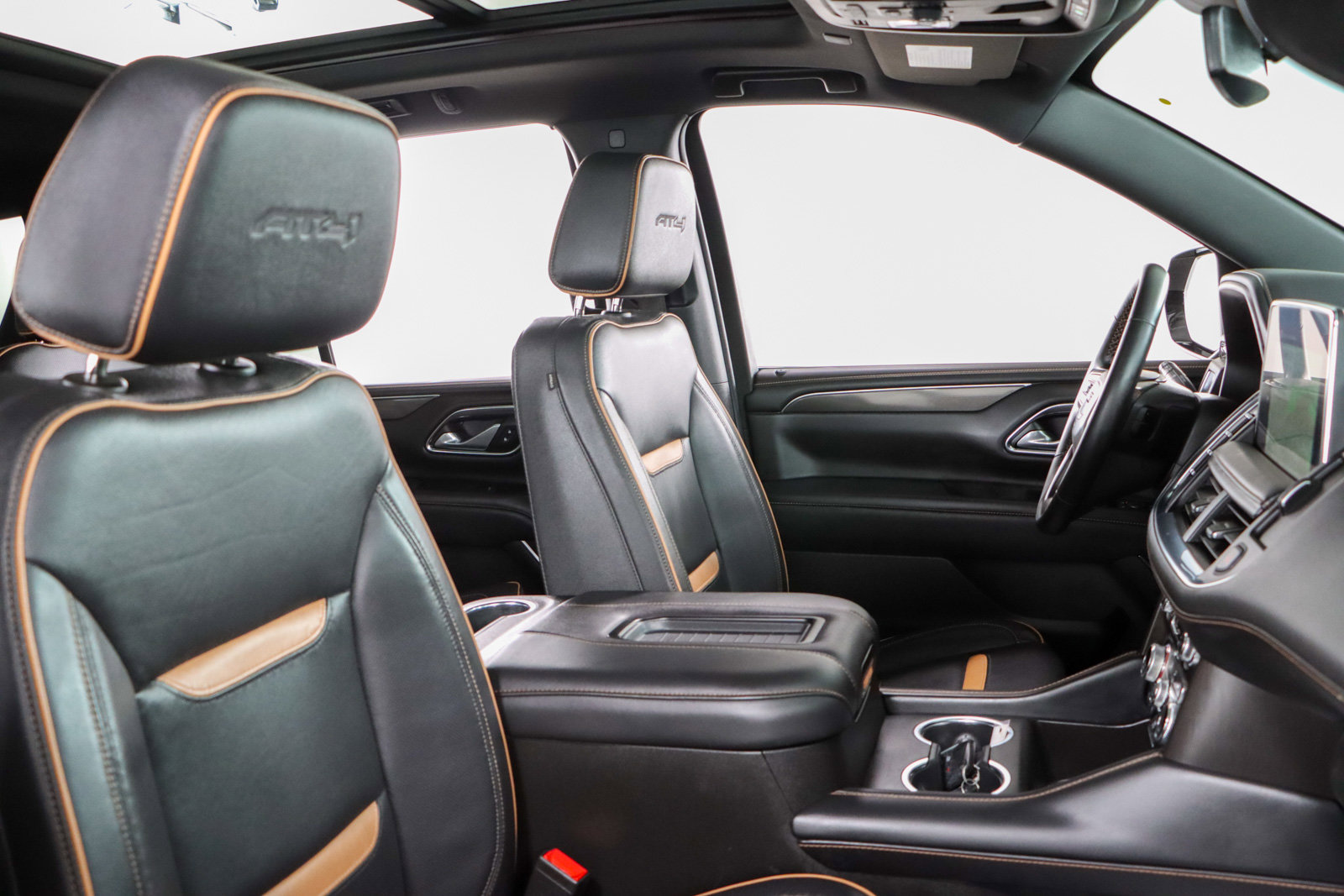 Used 2024 GMC Yukon AT4 w/ Max Trailering Package image 31