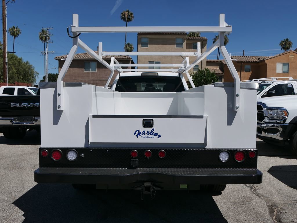 New 2024 RAM 4500 Tradesman w/ Chrome Appearance Group RWD image 4