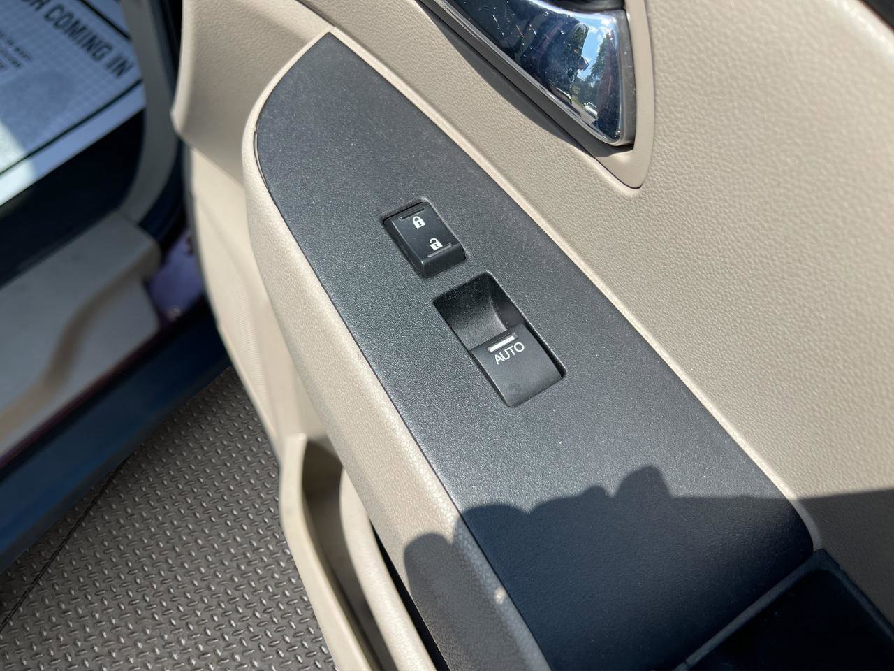 Used 2014 Honda Odyssey EX-L image 24
