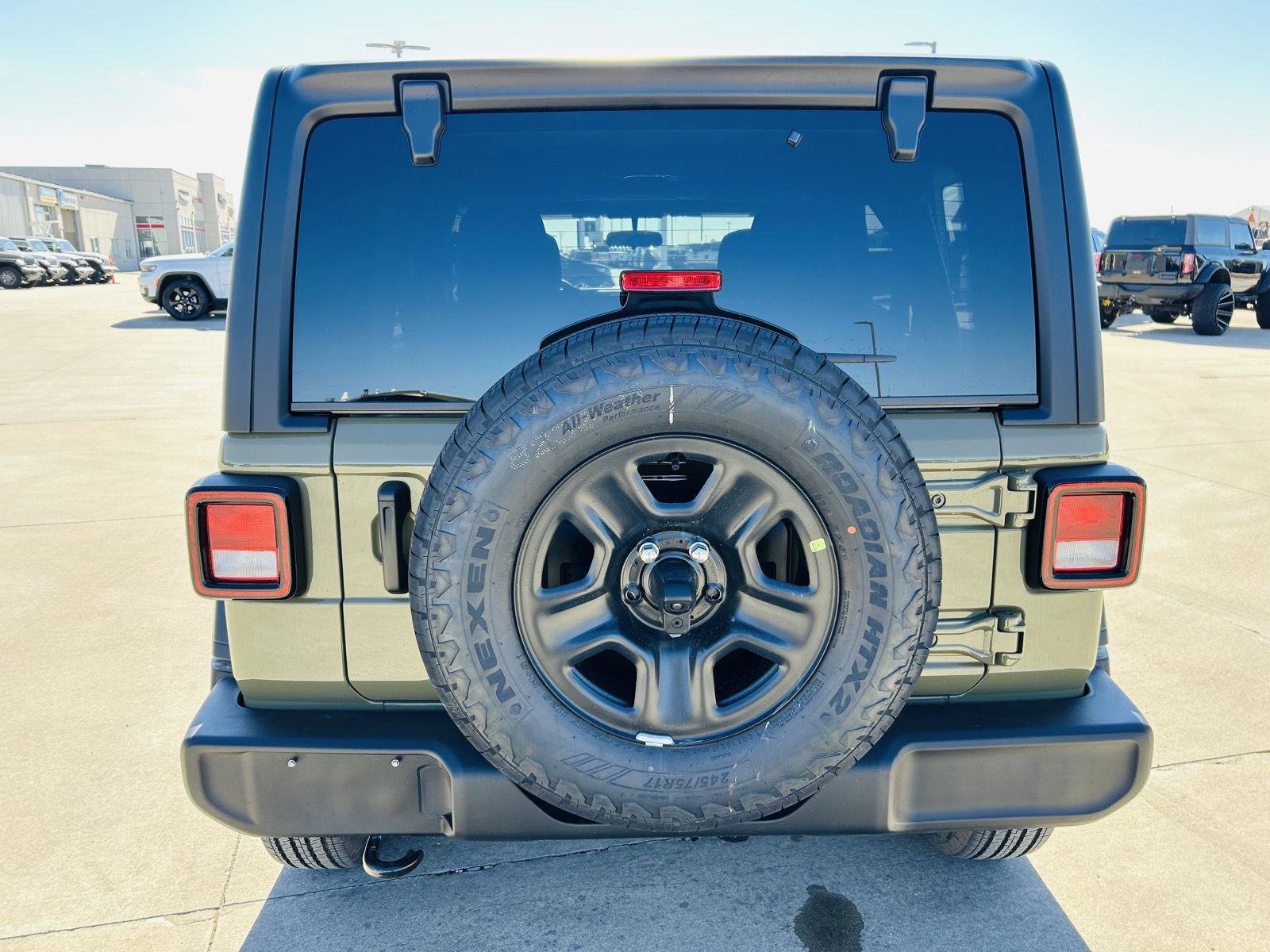 New 2026 Jeep Wrangler Unlimited Sport AWD/4WD image 32