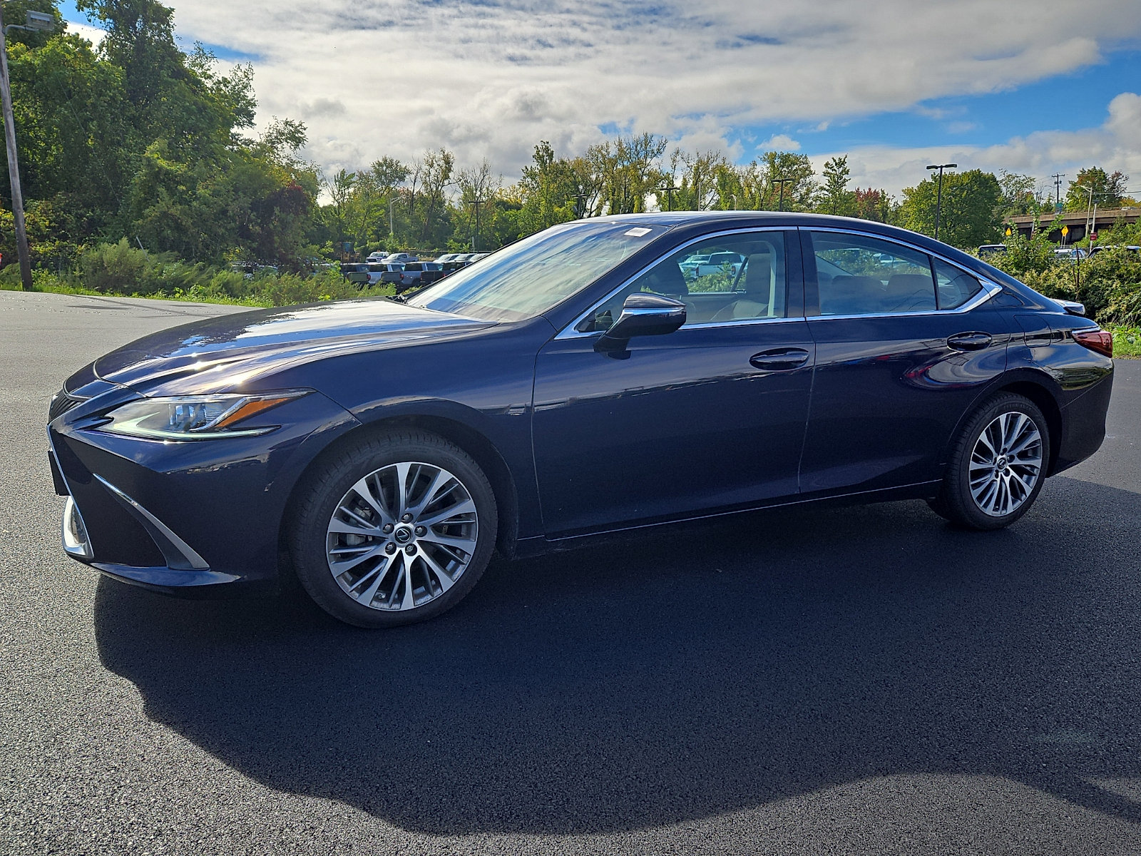 Used 2021 Lexus ES 250 w/ Premium Package AWD/4WD image 3