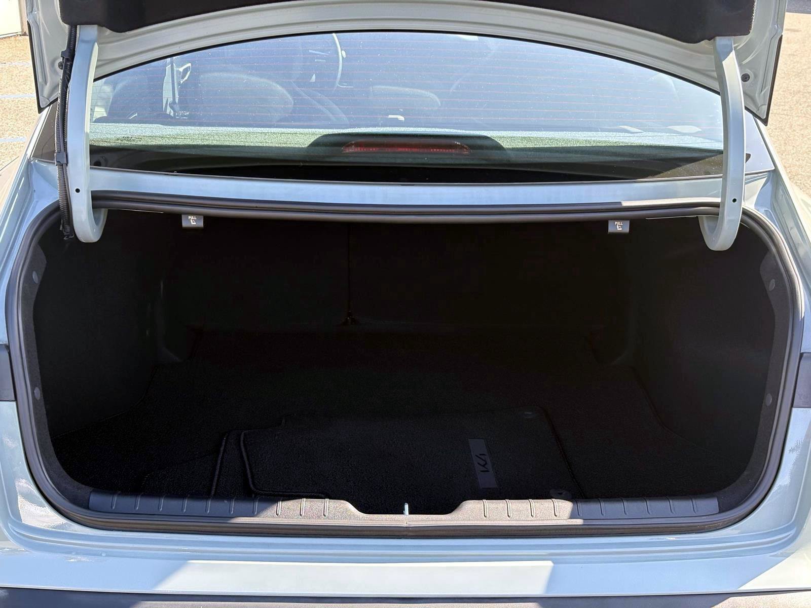 Certified 2025 Kia K4 FWD image 9
