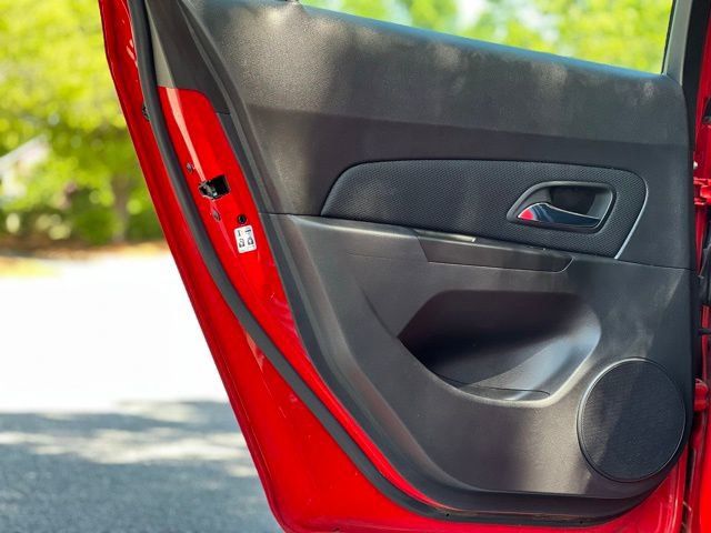 Used 2016 Chevrolet Cruze LTZ FWD image 13