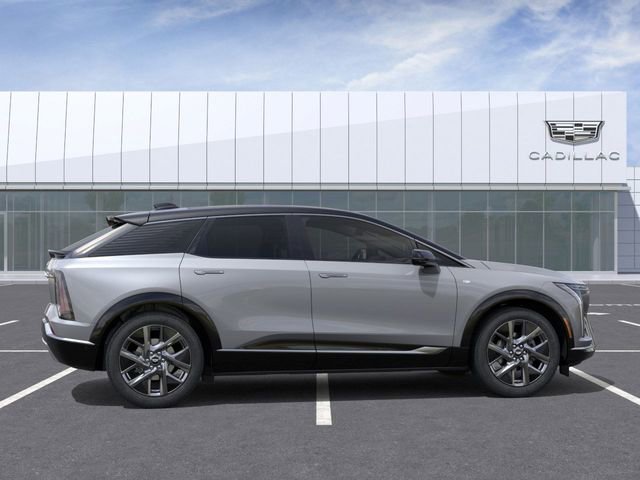 New 2025 Cadillac Optiq Luxury 1 w/ LPO, Floor Liner Package AWD/4WD image 5