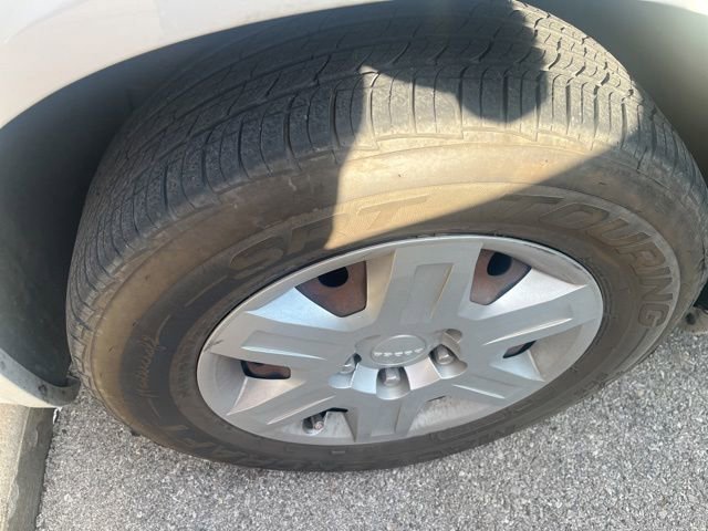 Used 2013 Dodge Grand Caravan SE FWD image 2