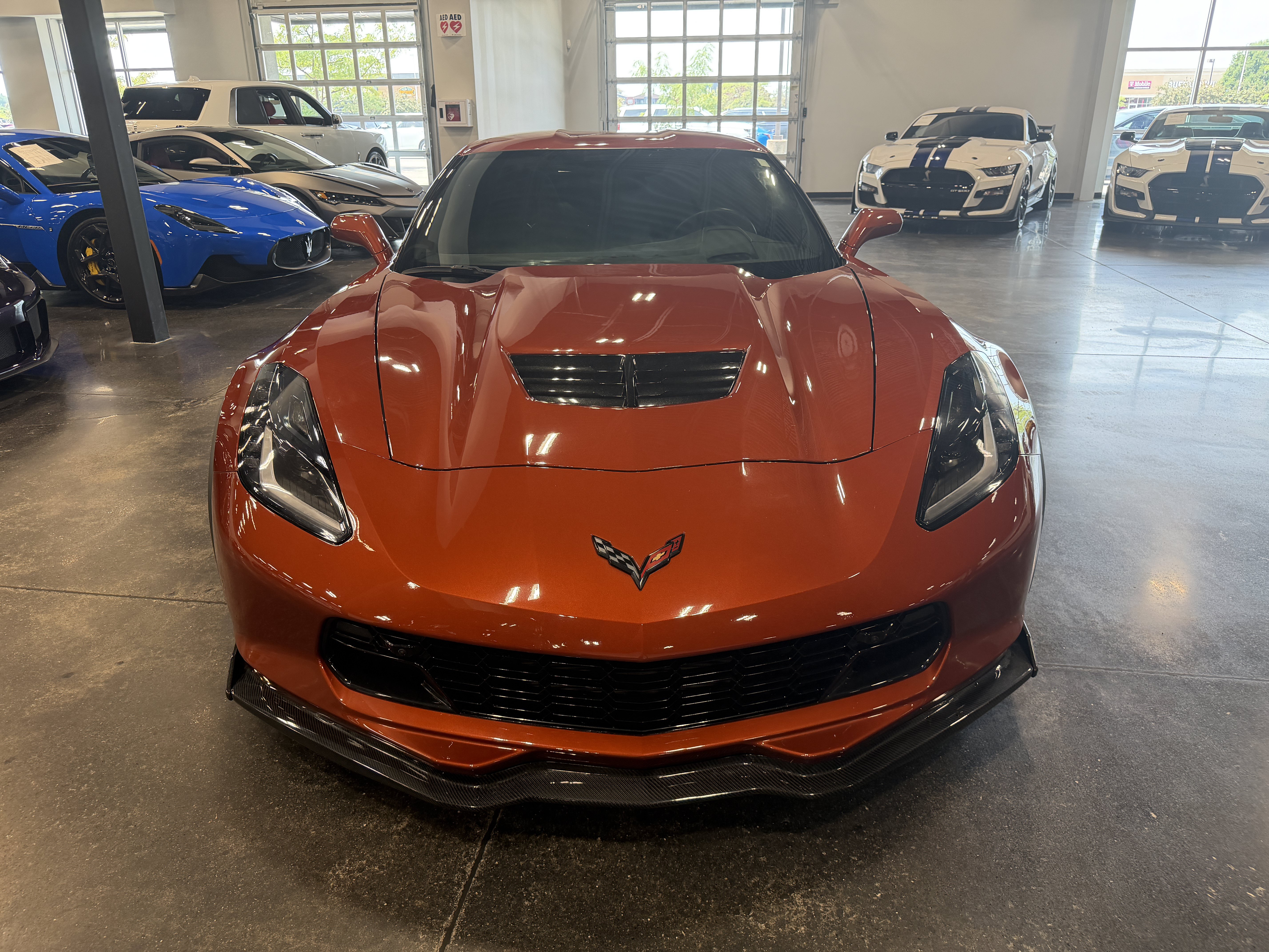 Used 2016 Chevrolet Corvette Z06 w/ 3LZ Preferred Equipment Group RWD image 2