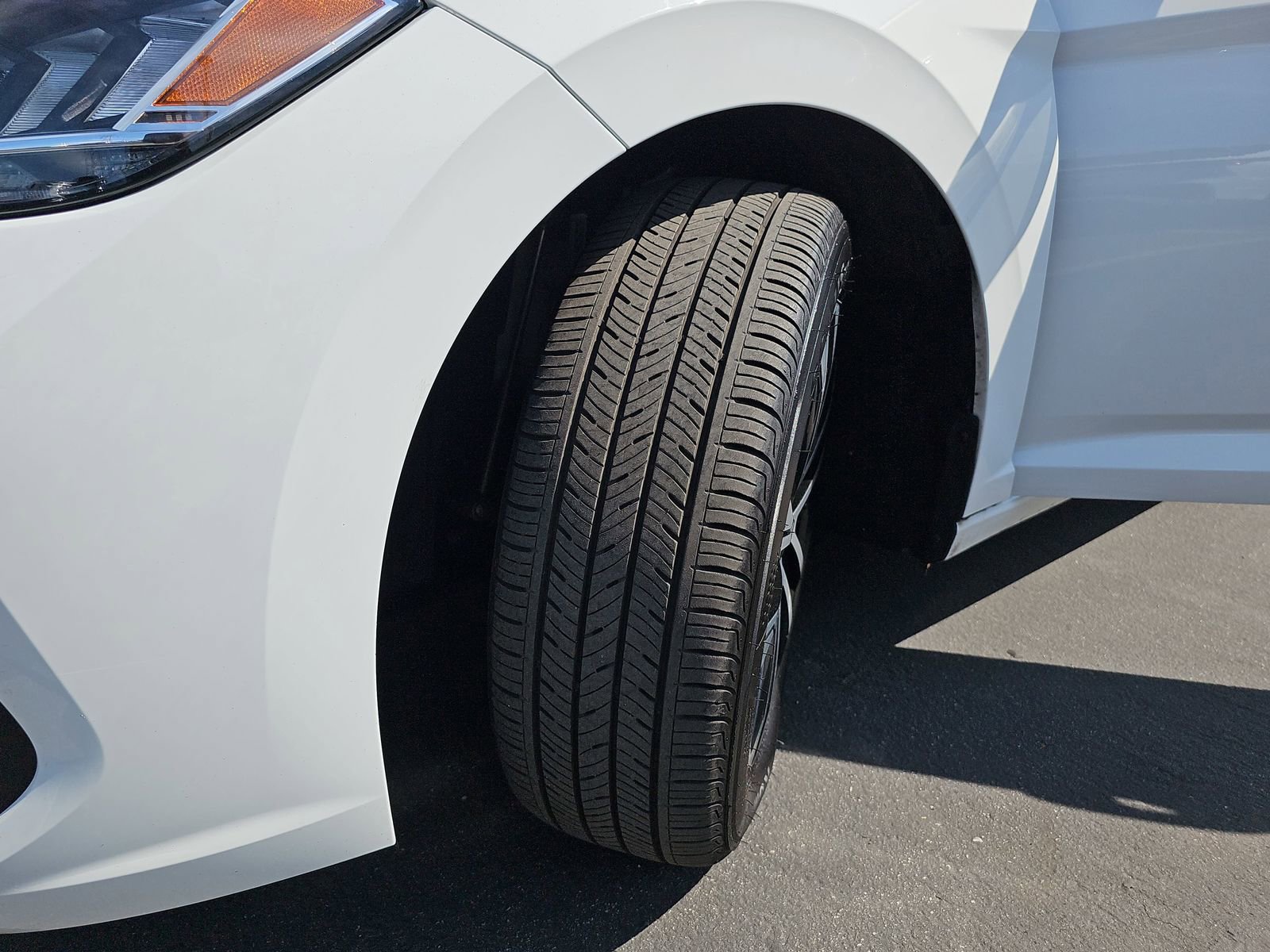 Used 2023 Volkswagen Jetta Sport image 31