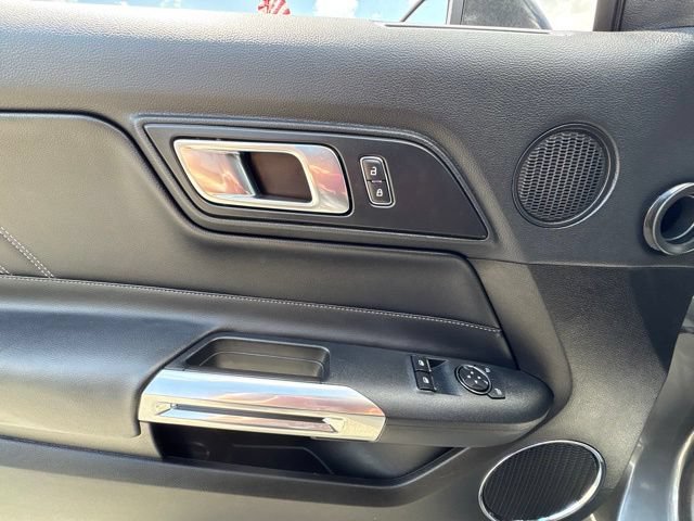Used 2022 Ford Mustang GT Premium w/ Black Accent Package RWD image 11