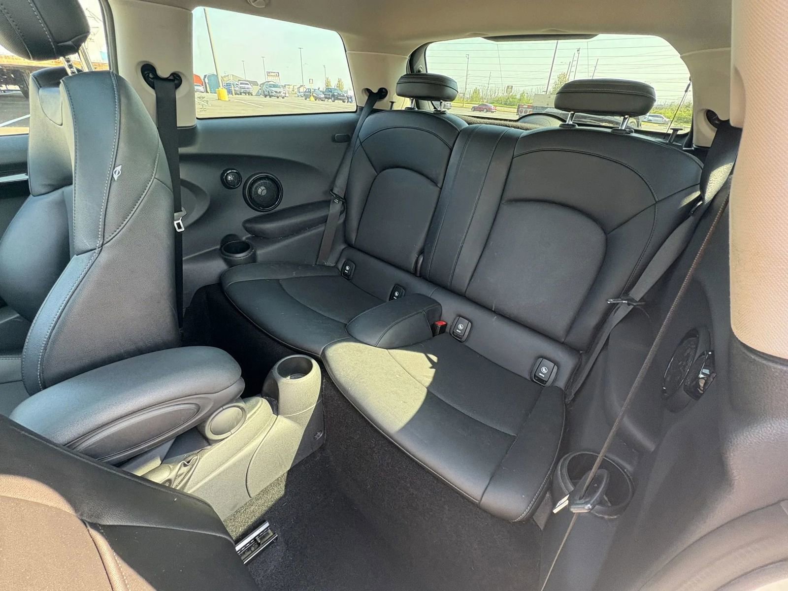 Used 2014 MINI Cooper 2-Door Hardtop image 15